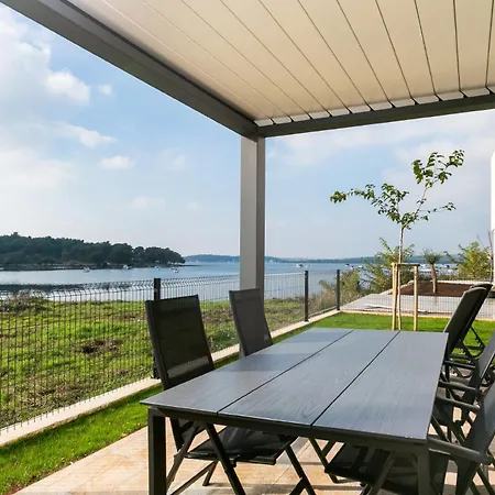 Alex - Ground Floor - Mpolo Апартаменты Медулин