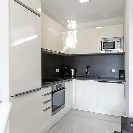 Alex - Ground Floor - Mpolo *